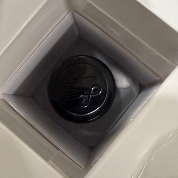 Beauty Water - Son & Park K-Beauty - Picture 6 of 7